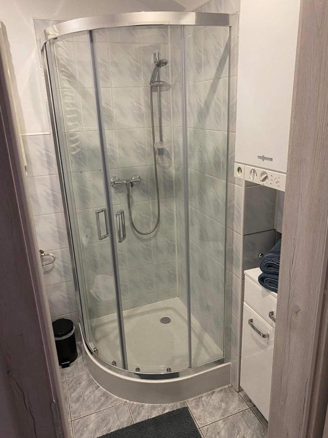 Апартаменты Apartament Przy Rynku Kambar Болеславец Экстерьер фото